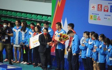 Đội tuyển cầu lông Việt Nam xuất sắc đánh bại Malaysia nội dung đồng đội nữ