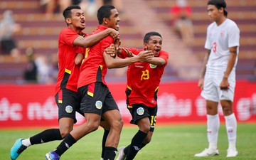 HLV Timor Leste: "Tôi không thể kiểm soát cầu thủ, họ không biết đá bóng"