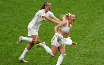 Tuyển nữ Anh vô địch Euro 2022 ngay trên sân nhà