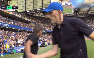 HLV Chelsea và Tottenham suýt đánh nhau sau trận hòa nghẹt thở