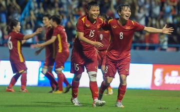 Trần Thị Thuỳ Trang – "dị nhân" của bóng đá Việt
