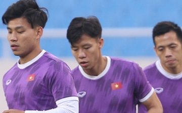 Quế Ngọc Hải trở lại tập luyện chờ đấu Myanmar