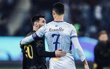 Ronaldo cướp bóng thành công trong chân Messi