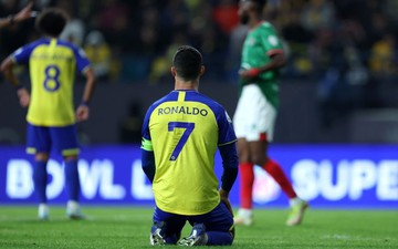 Ronaldo mờ nhạt trong trận chính thức ra mắt Al Nassr