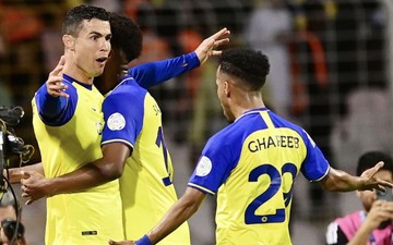 Ronaldo ghi cả 4 bàn trong chiến thắng rực rỡ của Al-Nassr