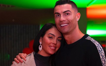 Ronaldo nhắn nhủ gì đến bạn gái Georgina nhân ngày Valentine?