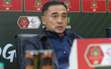 HLV Nguyễn Đức Thắng bị ảnh hưởng tinh thần khi Bình Định thua đậm 0-5 Công an Hà Nội