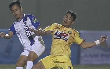 Nam Định tạm thời vươn lên dẫn đầu V-League 2023