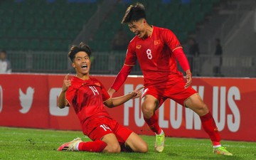 AFC không chọn Văn Trường, Quốc Việt hay nhất trận U20 Việt Nam thắng U20 Qatar