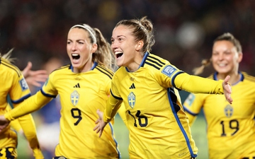 Xác định 2 đội đầu tiên vào bán kết World Cup nữ 2023