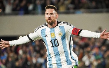 Messi tỏa sáng trên chấm đá phạt, mang về chiến thắng cho nhà vô địch Argentina tại vòng loại World Cup