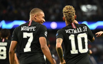 Bi hài chuyện Neymar: Hết chạy Messi giờ lại gặp Mbappe