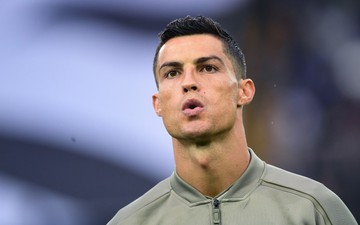 Luật sư thừa nhận Ronaldo vung tiền bịt miệng