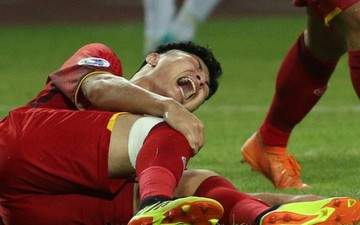 Hành động đáng trân trọng của đội trưởng U19 Việt Nam trước khi nhập viện