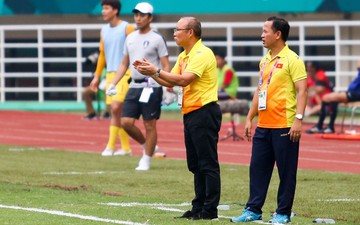 Trách trợ lý Lê Huy Khoa, còn ai để lộ danh sách ĐT Việt Nam trước AFF Cup 2018?