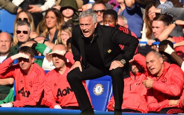 Trợ lý HLV bên phía Chelsea đã làm gì khiến Mourinho nổi điên đòi đánh nhau?