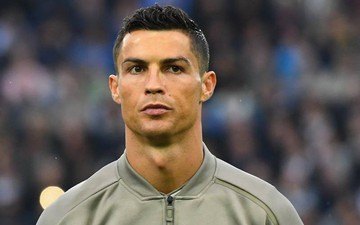 Chưa tránh được vỏ dưa đã gặp vỏ dừa, Ronaldo lại bị cáo buộc hiếp dâm một phụ nữ khác