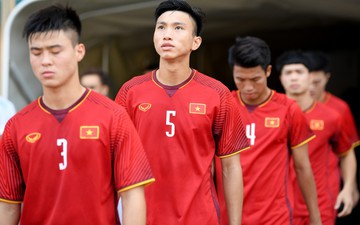 Văn Hậu đứng đầu trong Top 5 ngôi sao trẻ ở AFF Cup 2018 