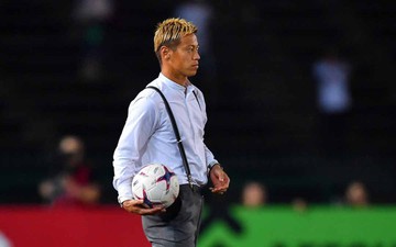 Lý do nào khiến Keisuke Honda nặng nợ với bóng đá Campuchia?