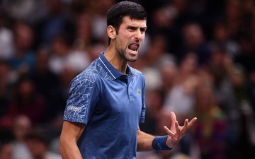 Djokovic bất ngờ thua sốc "hiện tượng" người Nga ở chung kết Paris Masters