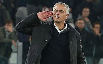 "Gáy to lên nữa đi nào" - Màn trêu ngươi của Mourinho khiến cầu thủ Juventus nổi điên