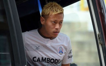 Keisuke Honda bất ngờ vắng mặt, HLV thứ 2 tuyên bố tuyển Campuchia vẫn 'sống khỏe'