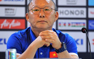 HLV Park Hang-seo: "80.000 fan Malaysia không phải vấn đề với tuyển Việt Nam"