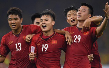 Tuyển Việt Nam hụt chiến thắng sau khi dẫn trước Malaysia 2 bàn ở chung kết lượt đi AFF Cup