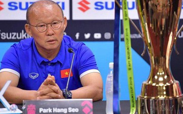 HLV Park Hang-seo: "Cầu thủ Malaysia chỉ trích học trò tôi là để khích tướng”
