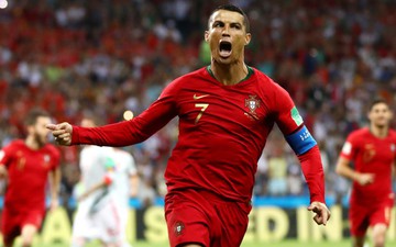 Bồ Đào Nha 3-3 Tây Ban Nha: Ronaldo lập hat-trick, De Gea mắc sai lầm