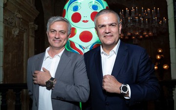 HUBLOT cùng HLV Mourinho và huyền thoại ĐT Pháp hòa nhịp cùng hàng triệu con tim yêu bóng đá