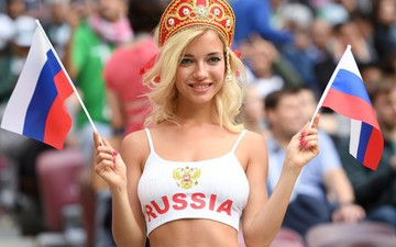 Nữ CĐV Nga gây sốt ở World Cup là diễn viên phim khiêu dâm