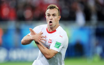 Sao Thụy Sĩ bị FIFA sờ gáy sau màn ăn mừng “Đại bàng Albania”
