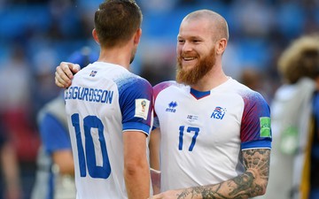 Iceland vs Croatia: Chiến đấu và tiếp tục mơ mộng