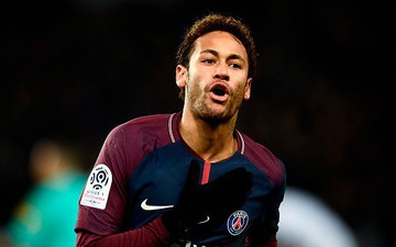 Sợ "hiệu ứng Ronaldo", PSG cuống cuồng tăng lương cực khủng giữ chân Neymar