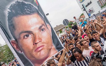 Fan Juventus: "Không thi thố gì hết, chức vô địch đã được định đoạt từ lúc có Ronaldo"