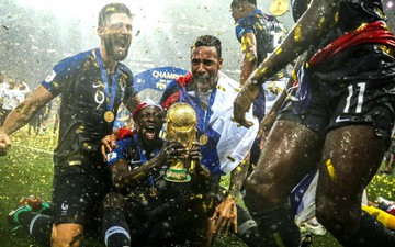 Nhìn lại những khoảnh khắc đẹp nhất World Cup 2018