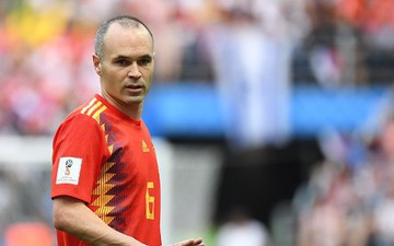 Bị loại khỏi World Cup, huyền thoại Iniesta giã từ ĐTQG