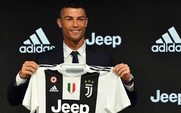 Juventus gạch tên Ronaldo khỏi tour du đấu hè