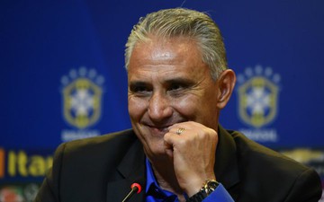 Không giúp Brazil vô địch World Cup, HLV Tite vẫn được gia hạn hợp đồng
