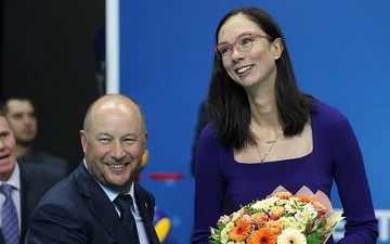Hoa hậu bóng chuyền Yekaterina Gamova: “Trao huân chương cho các cầu thủ bóng đá Nga là không công bằng”