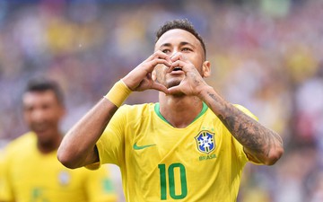 Neymar - Người hùng bị dè bỉu vì ăn vạ thô thiển