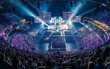 ESL One Cologne 2018 vòng Bán kết: Astralis vs Na`Vi, Faze vs BIG