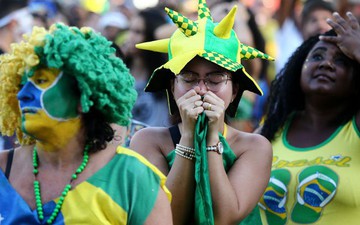 Cả đất nước Brazil chìm trong nước mắt sau thất bại của Neymar và các đồng đội