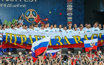 Hơn 20.000 CĐV tham dự lễ mừng công của ĐT Nga