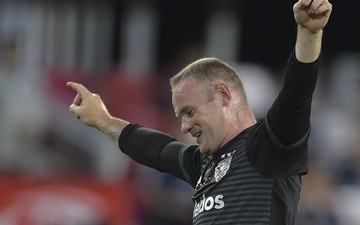 Rooney sắm vai “người hùng” sau màn rượt đuổi tỉ số ngoạn mục trên đất Mỹ