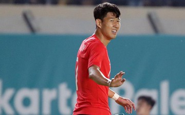 Son Heung-min xấu hổ cúi đầu xin lỗi, yêu cầu họp toàn đội sau thất bại sốc trước Malaysia 