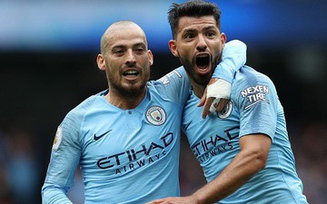 Aguero lập hat-trick đẳng cấp giúp Man City "thảm sát" Huddersfield