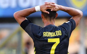 Cristiano Ronaldo: Serie A là thế đó!
