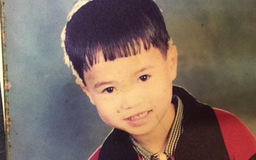Ngắm loạt ảnh ấu thơ siêu cute của "hot boy Hải Dương" Văn Toàn
